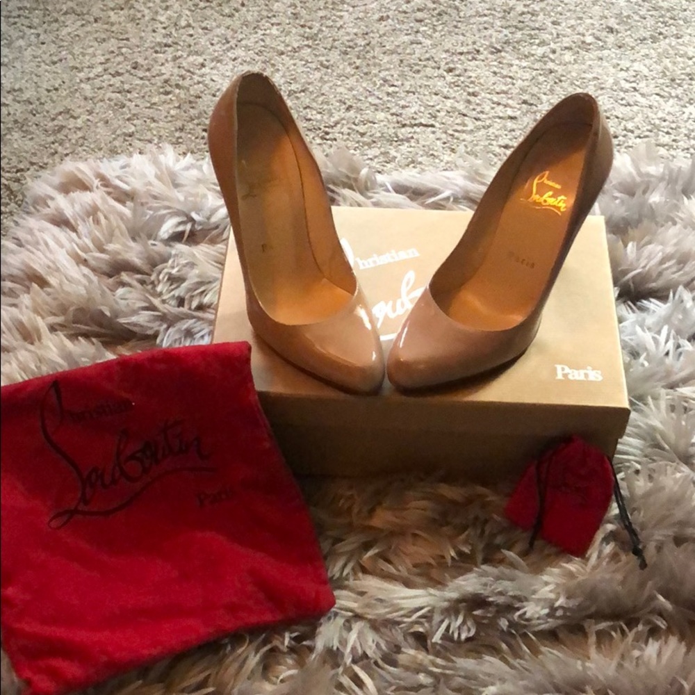 Christian Louboutin décolleté